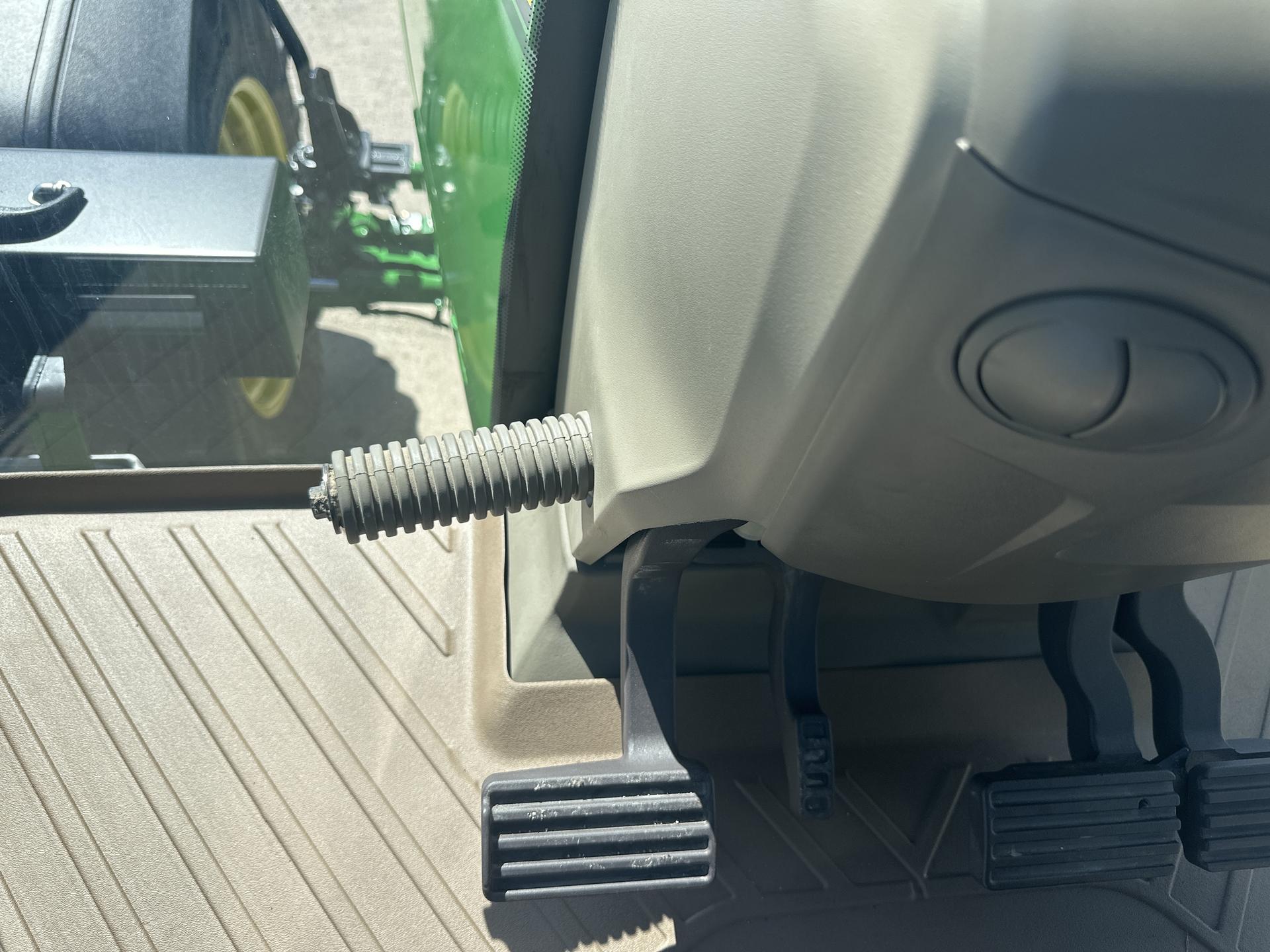 2023 John Deere 7R 230 Image