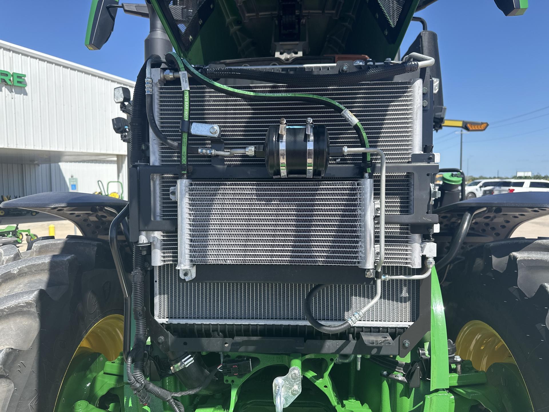 2023 John Deere 7R 230 Image