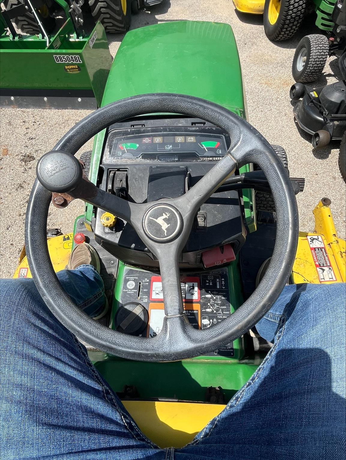 1994 John Deere 425 Image
