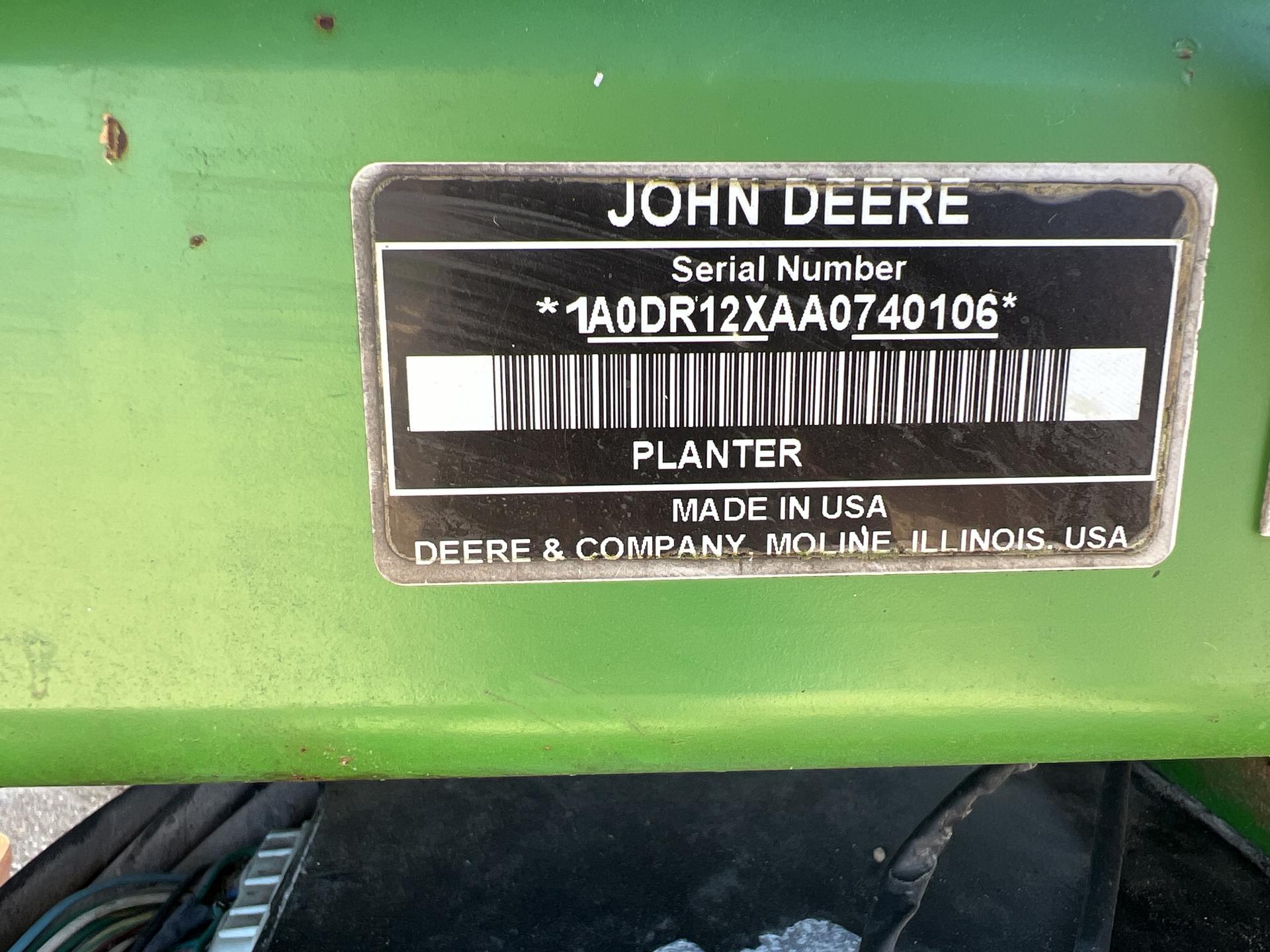 2010 John Deere DR12X Image