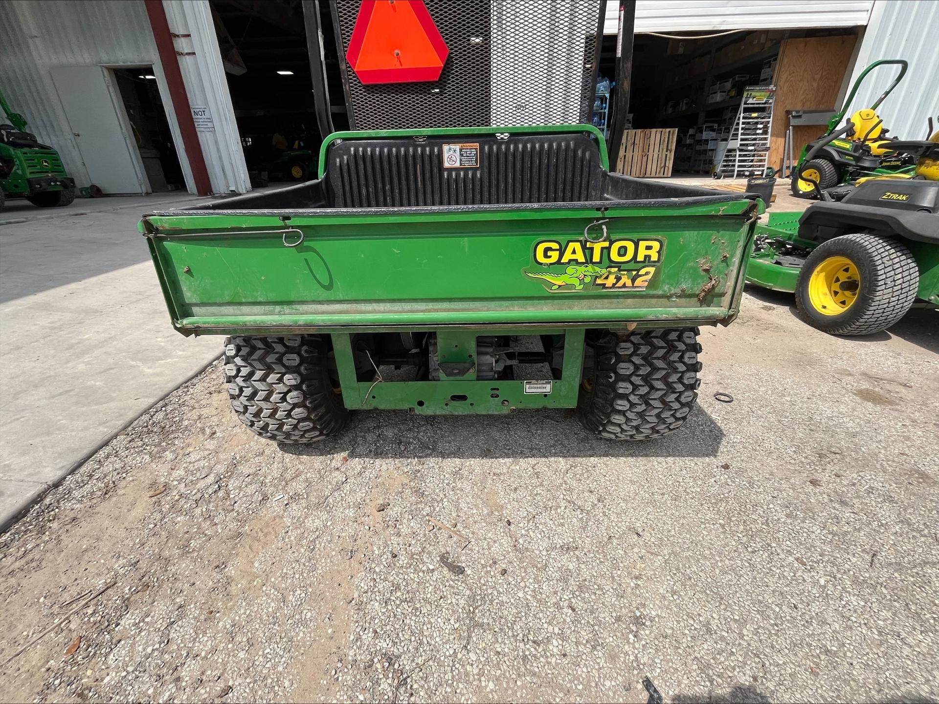 2005 John Deere 4X2 Image