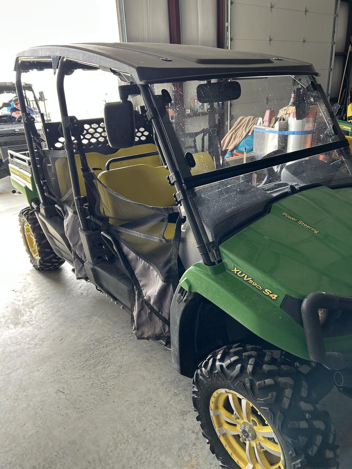 2016 John Deere XUV 590i Image
