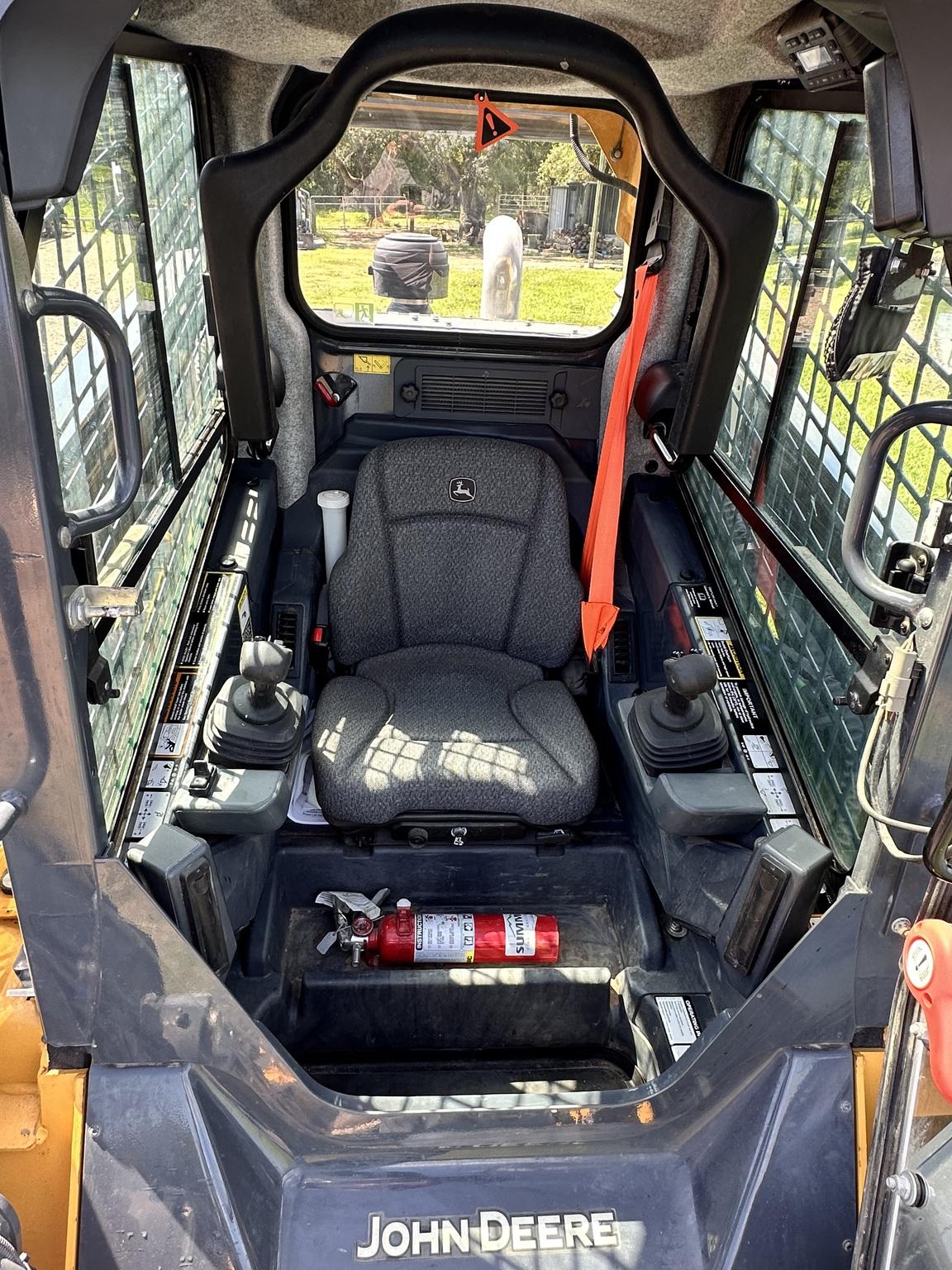 2022 John Deere 333G Image