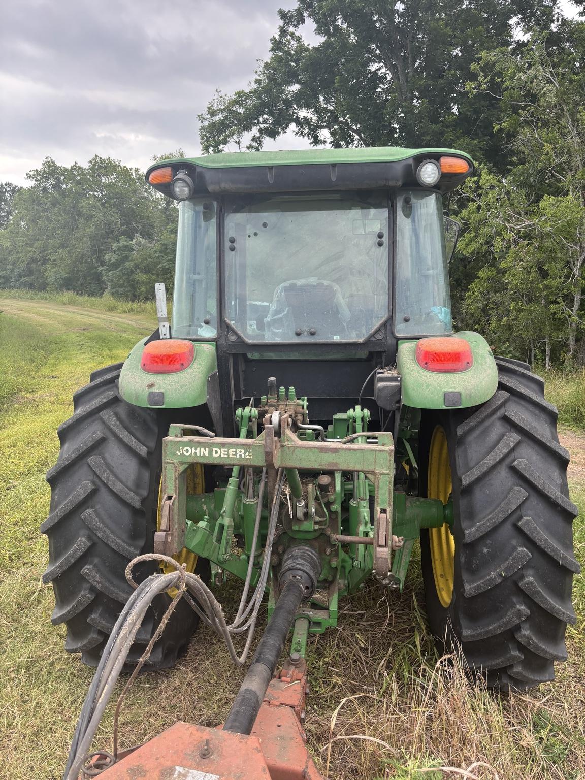 2023 John Deere 6135E Cab Image