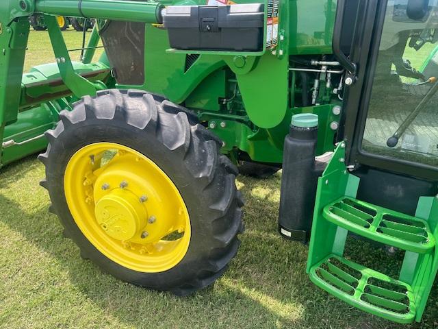 2021 John Deere 5055E Image