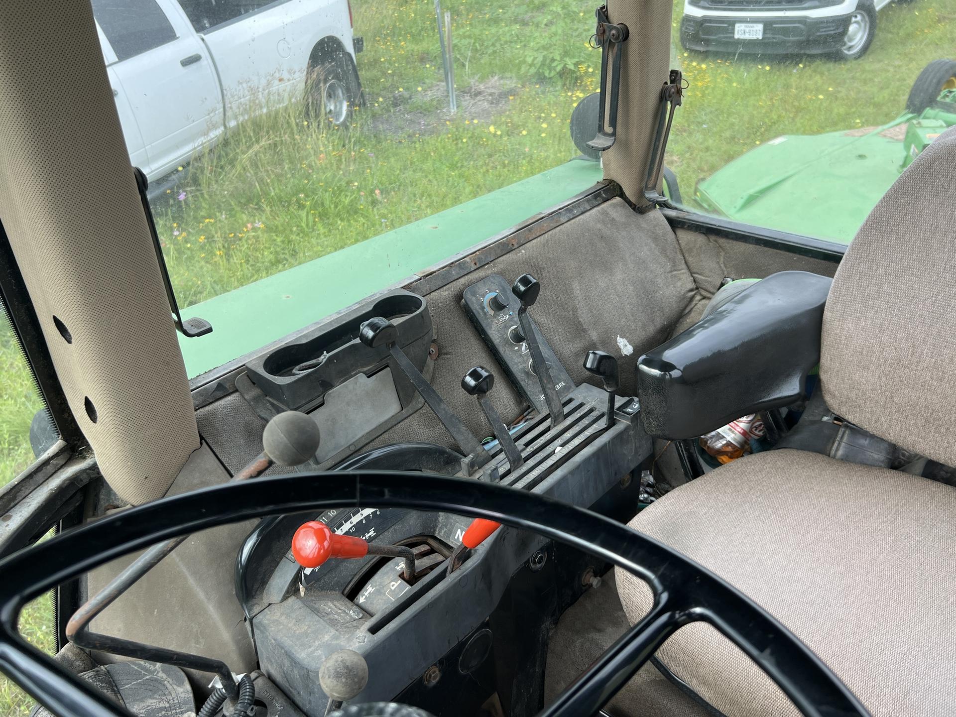 1990 John Deere 4555 Image