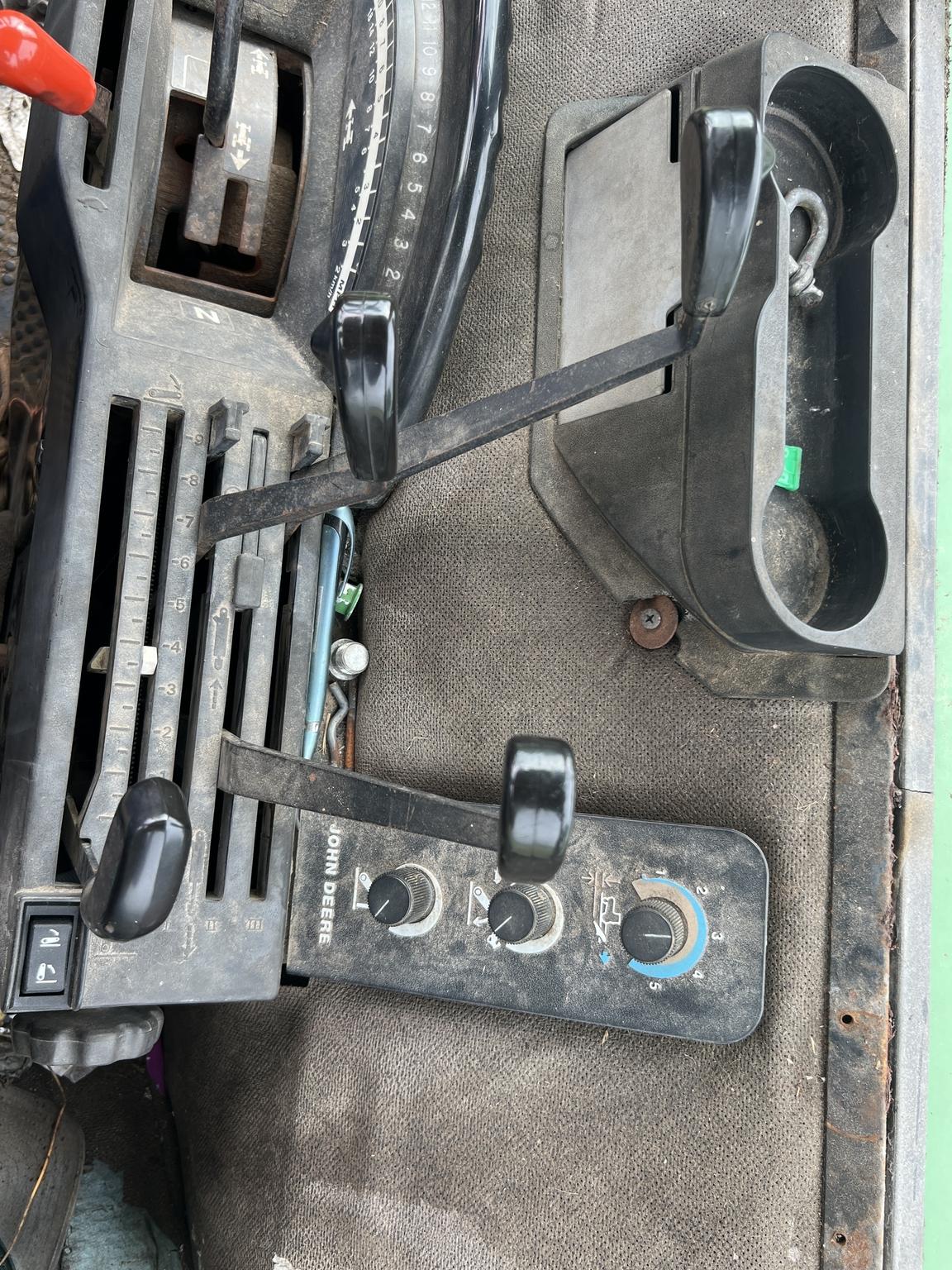 1990 John Deere 4555 Image