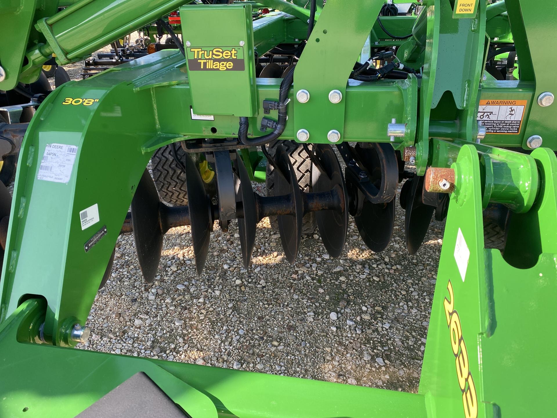 2023 John Deere 2633 Image