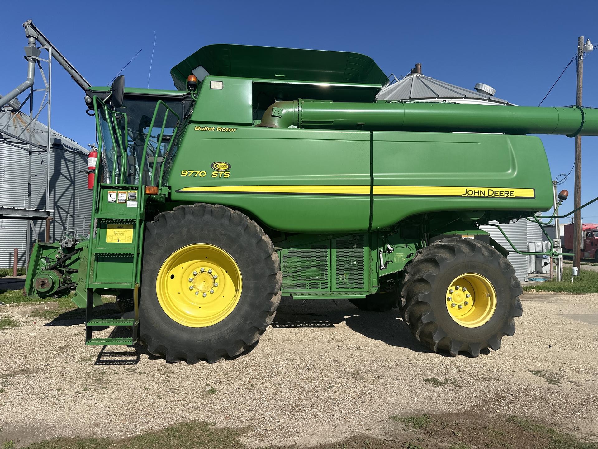 2011 John Deere 9770 STS Image