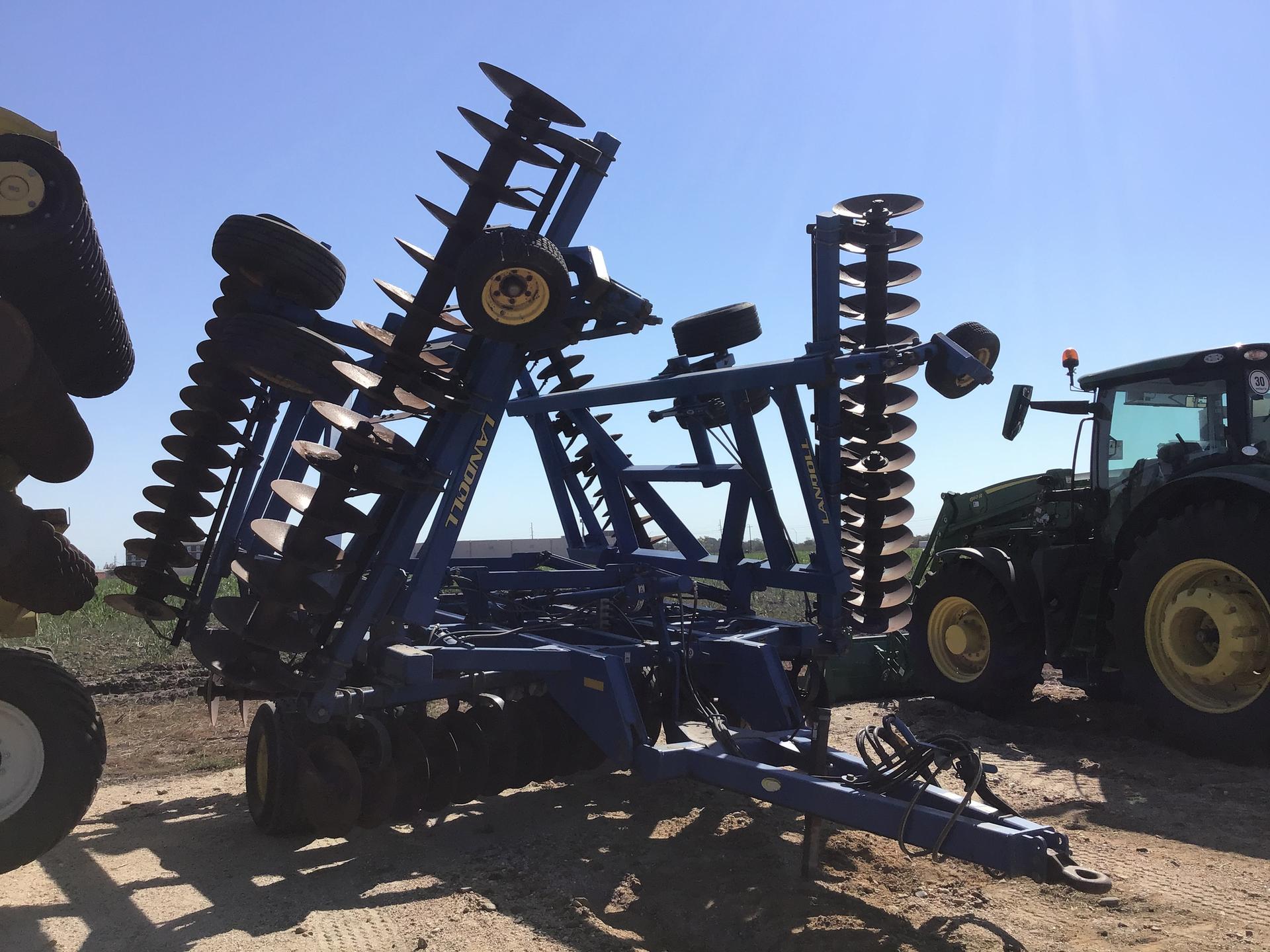 2012 Landoll 6230-36 Image