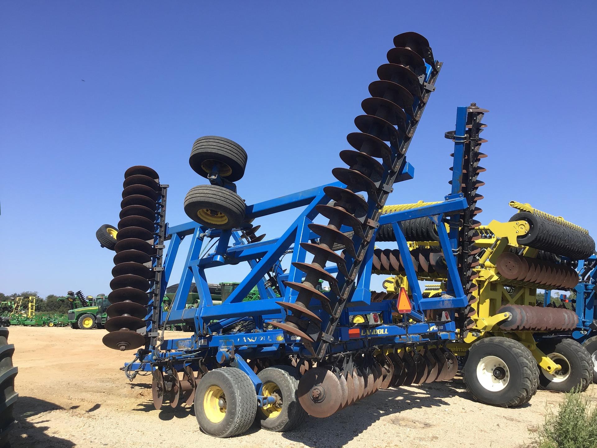 2012 Landoll 6230-36 Image