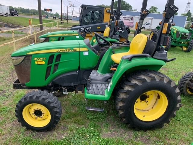 2022 John Deere 3025E Image