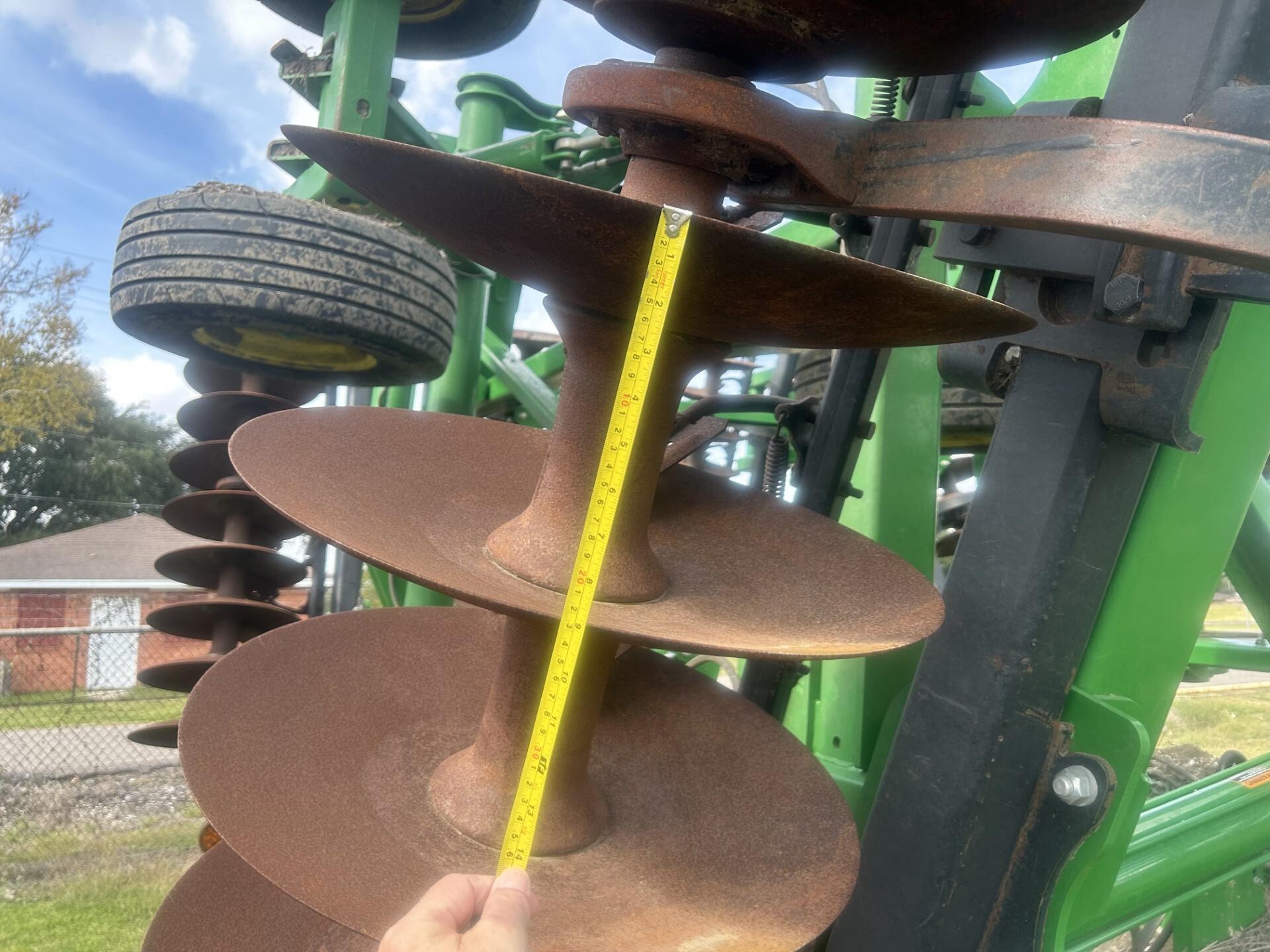 2022 John Deere 2633 40’8″ Image