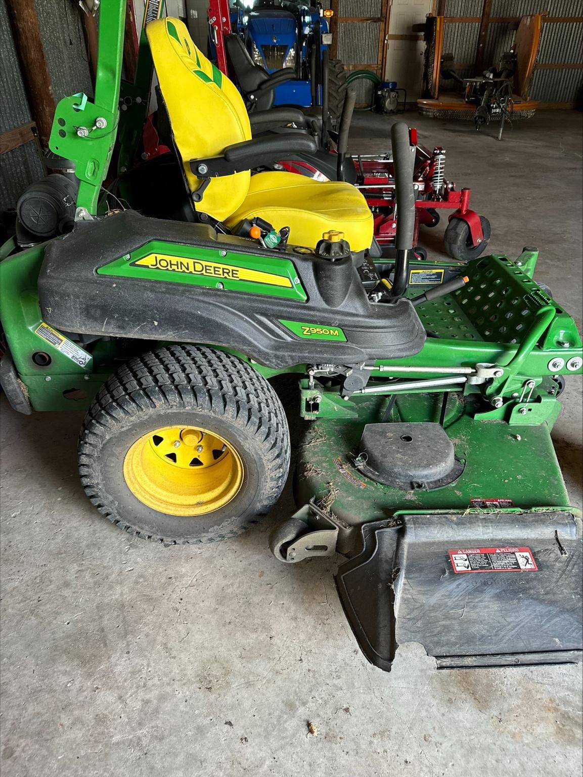 2022 John Deere Z950M Image