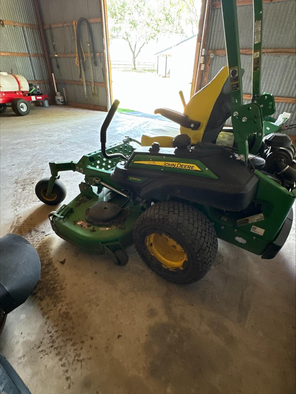 2022 John Deere Z950M Image
