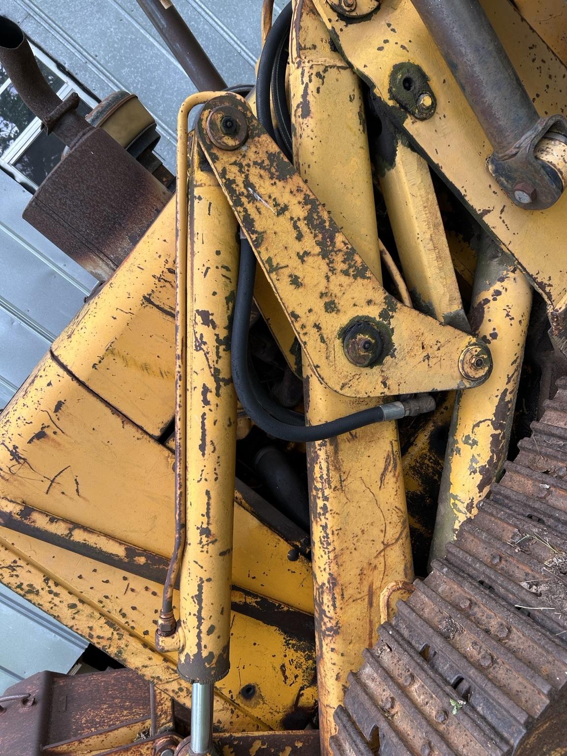 1985 John Deere 555A Image