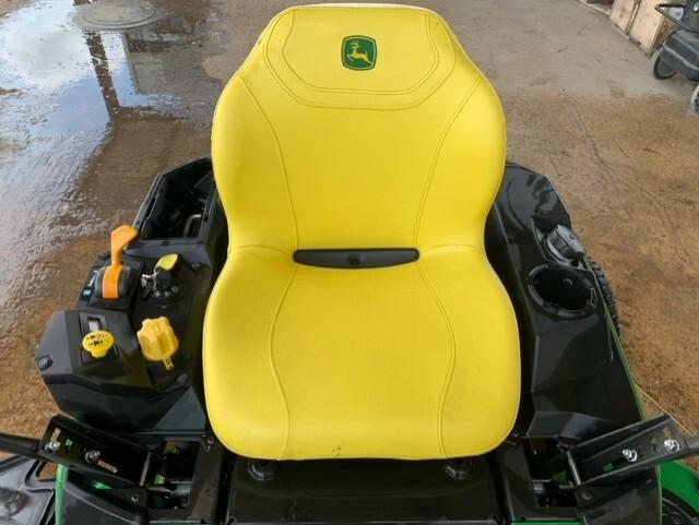 2023 John Deere Z325E Image