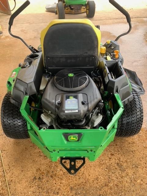 2023 John Deere Z325E Image