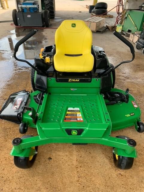 2023 John Deere Z325E Image