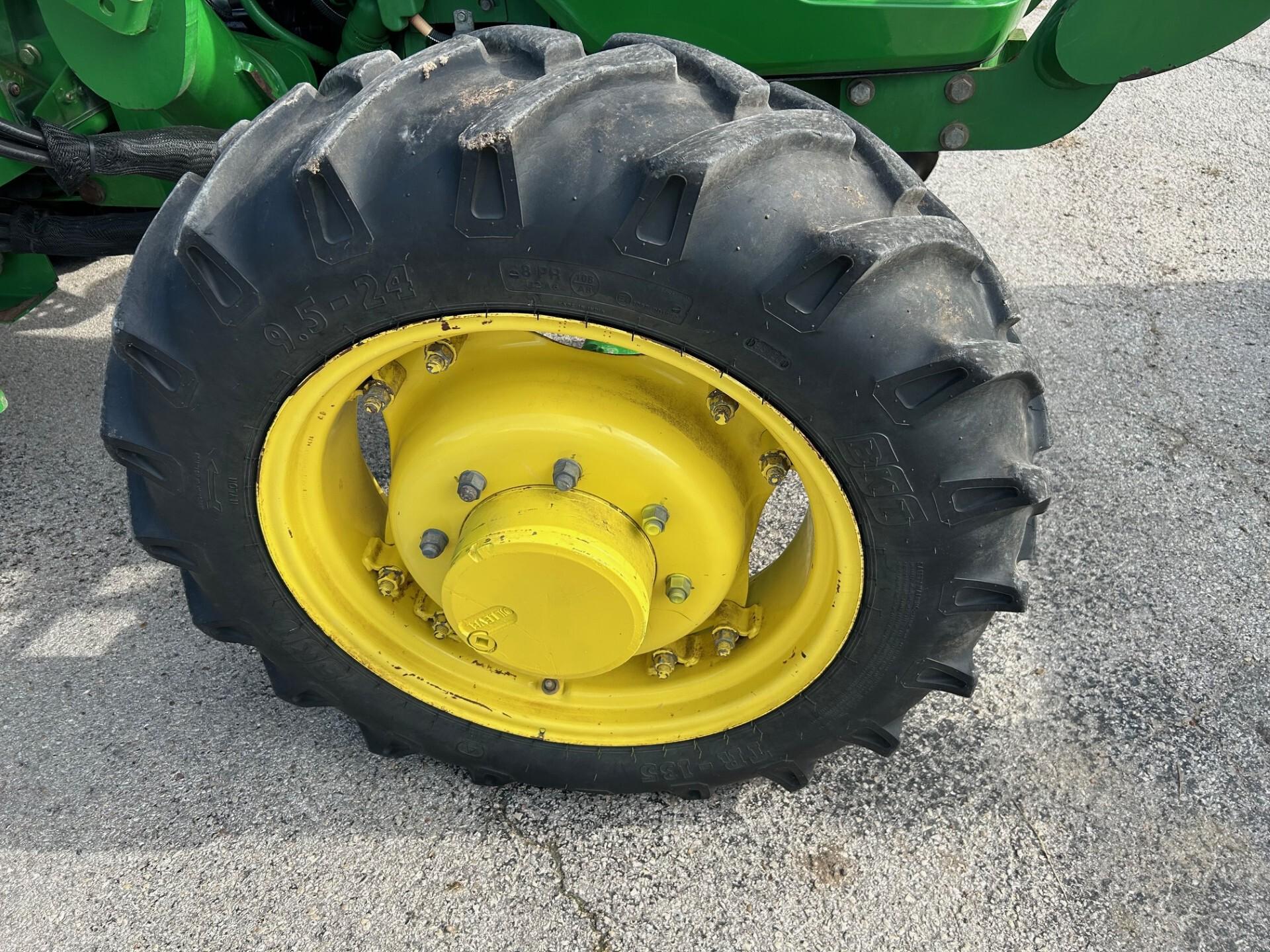 2015 John Deere 5055E Image