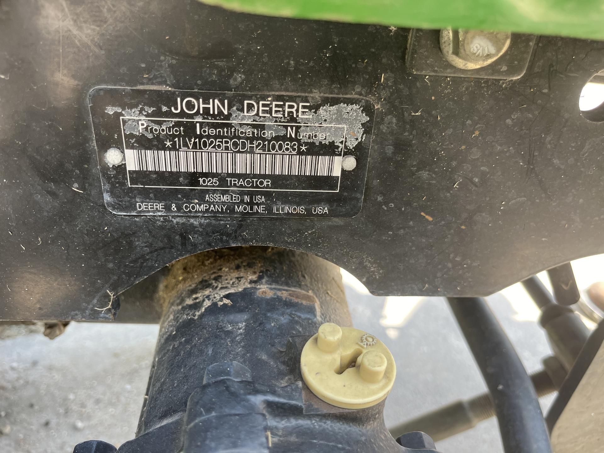 2013 John Deere 1025R Image