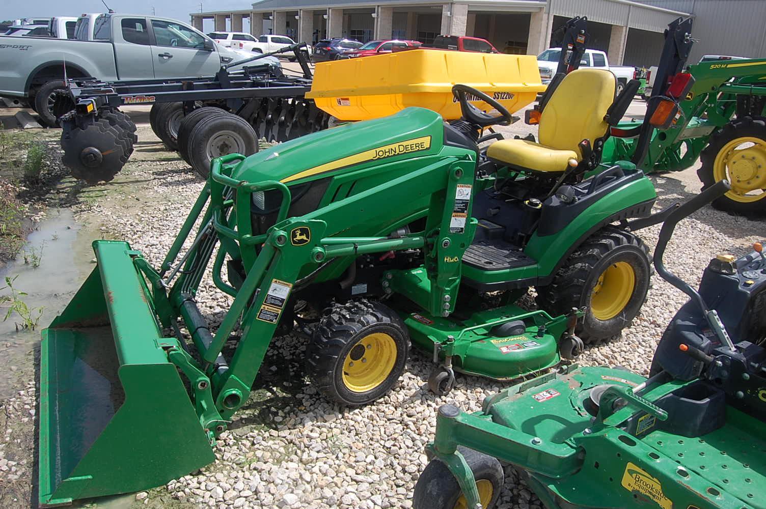 2013 John Deere 1025R Image