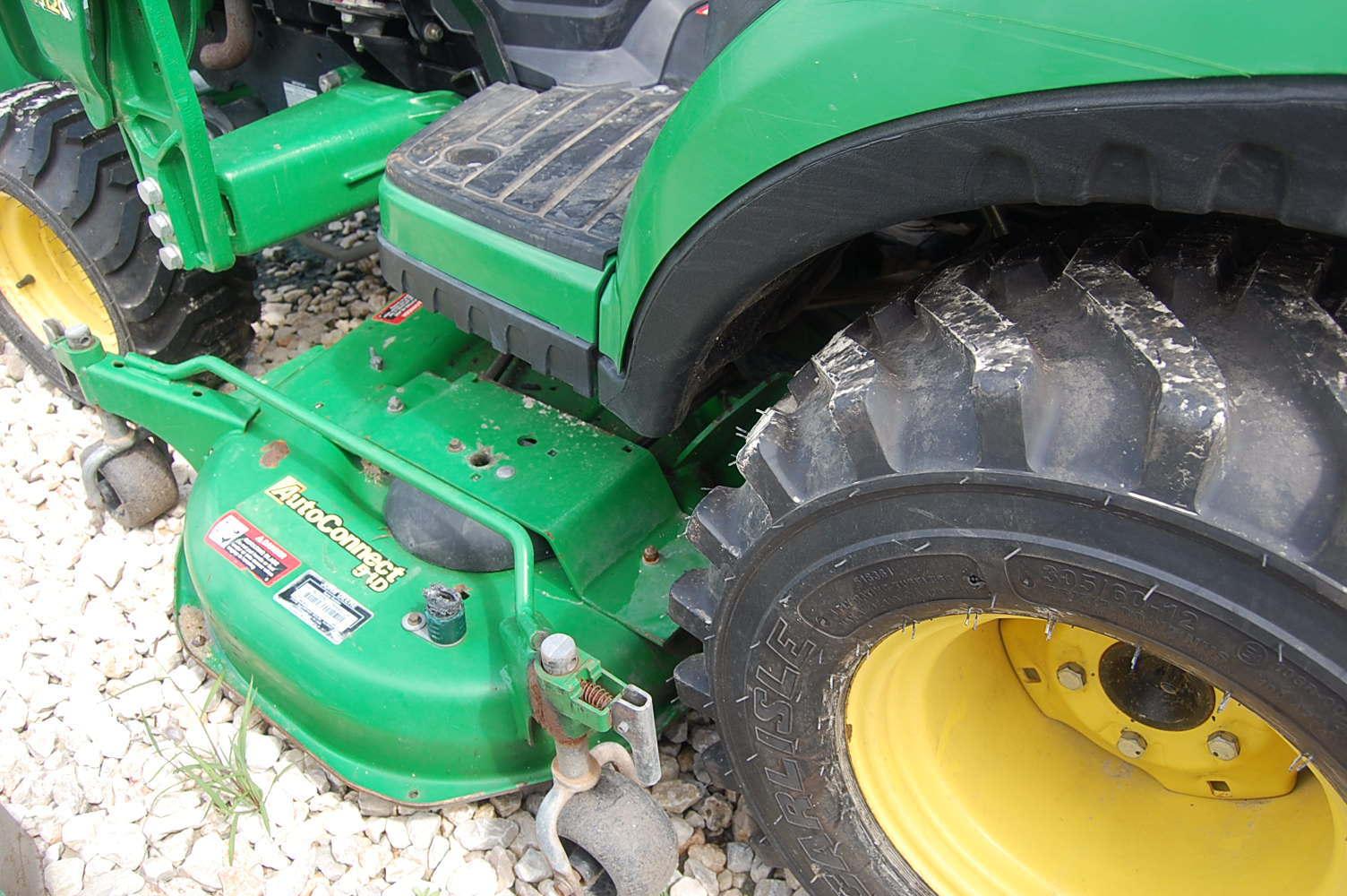 2013 John Deere 1025R Image