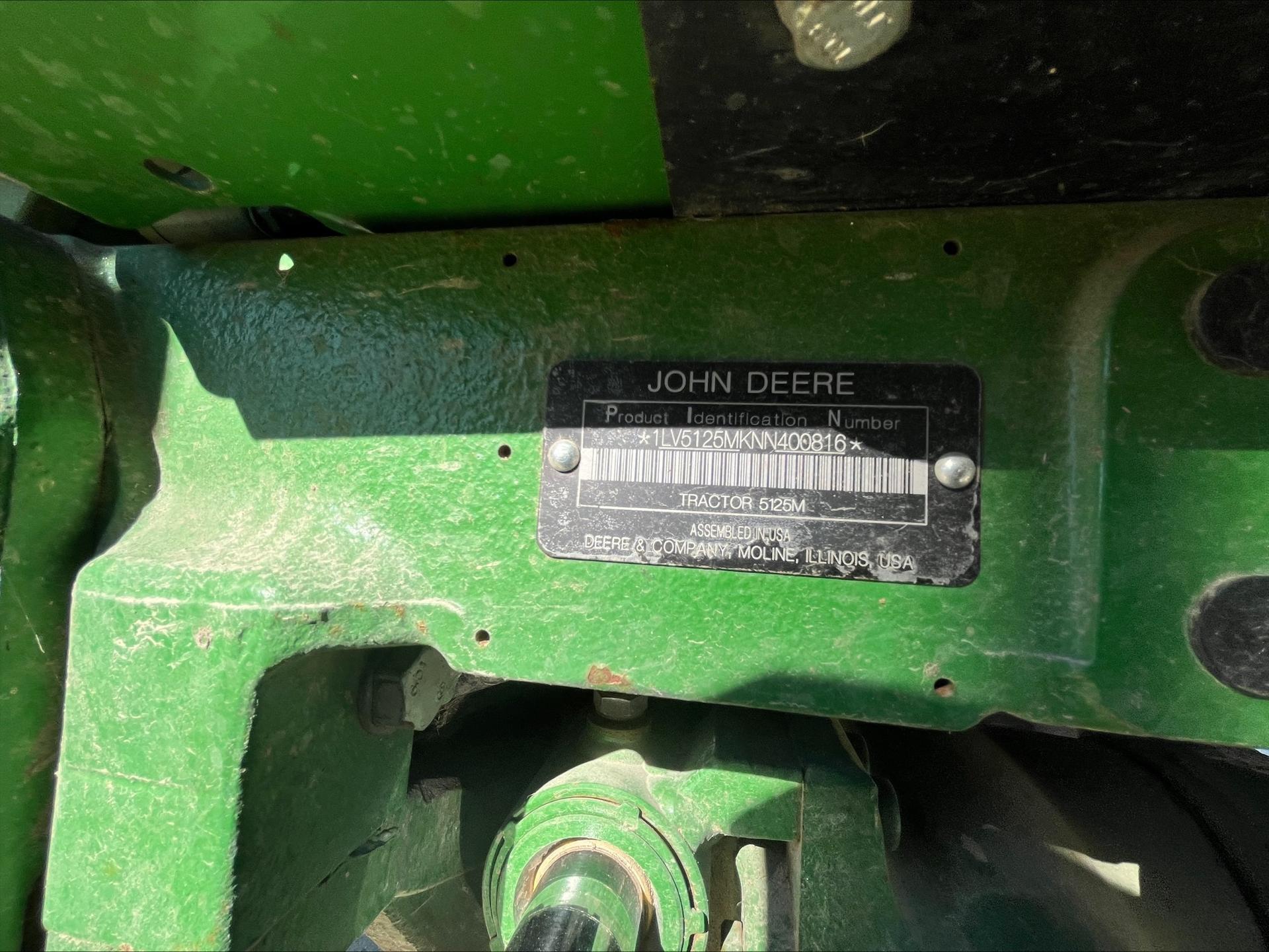 2022 John Deere 5125M Image