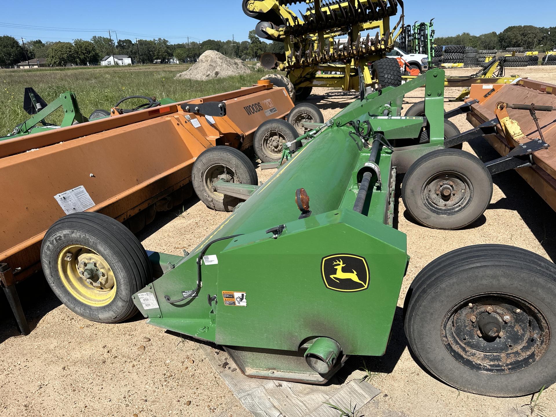 2023 John Deere 520 Image