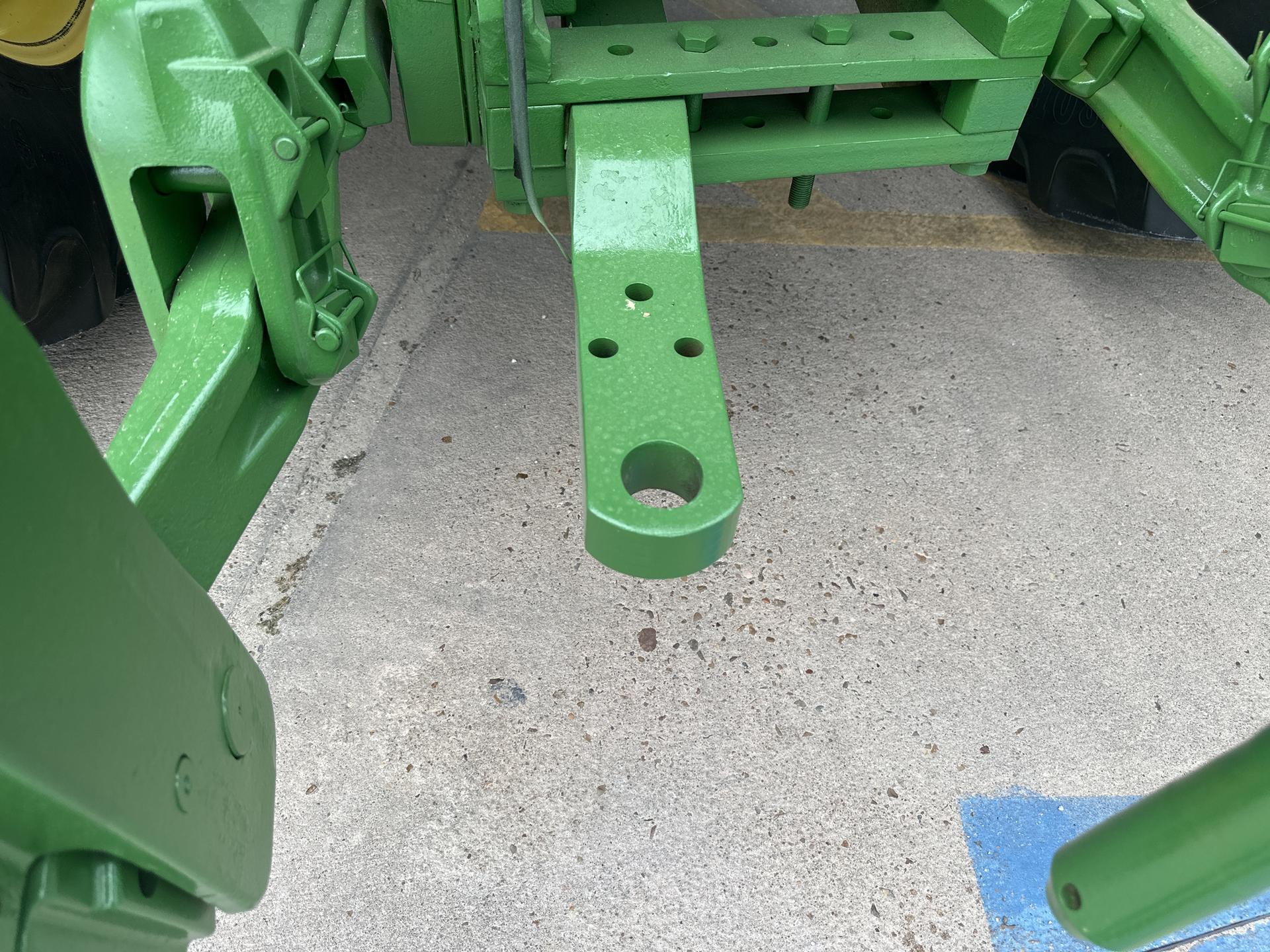 2010 John Deere 8320R Image