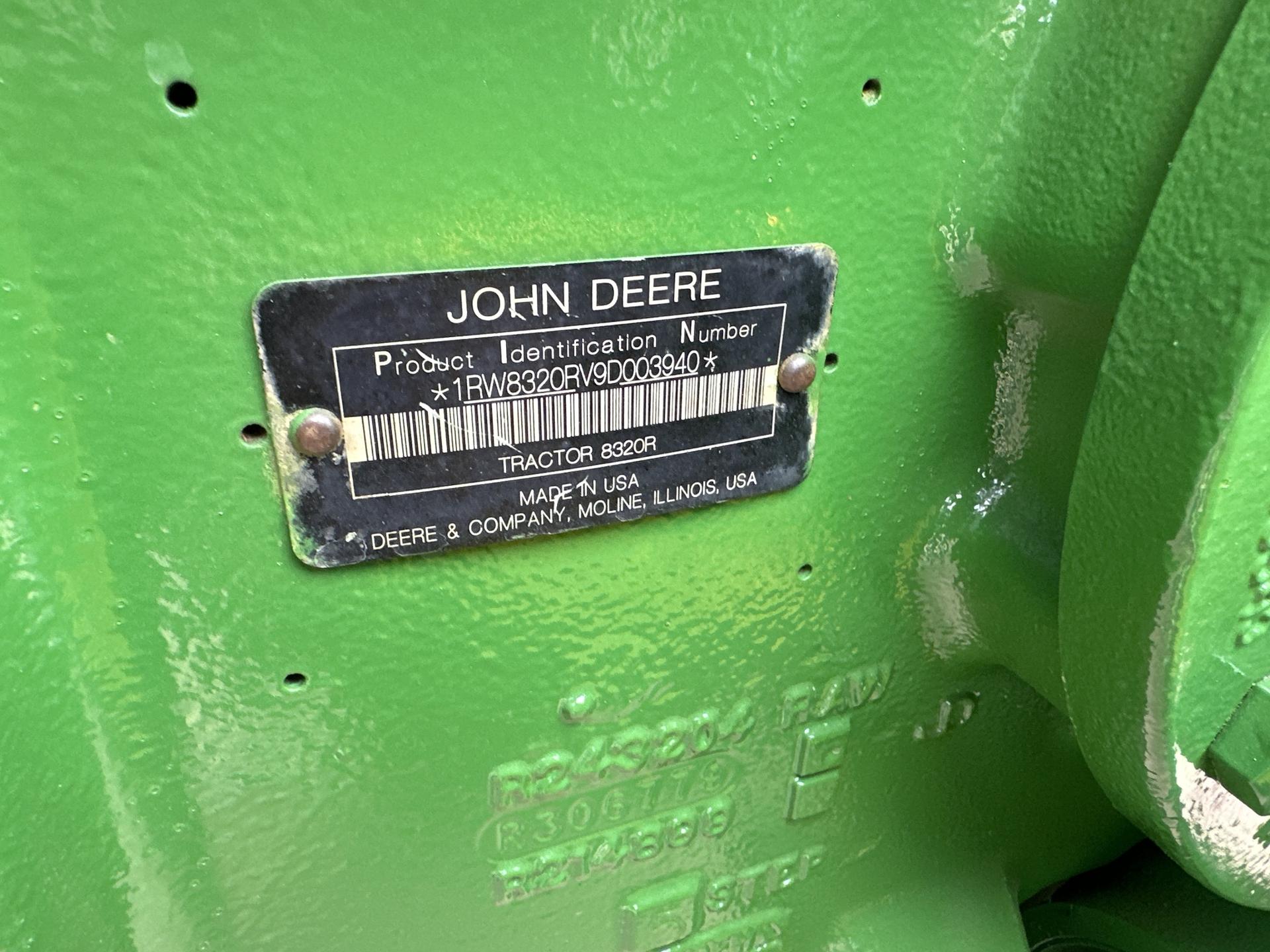 2010 John Deere 8320R Image