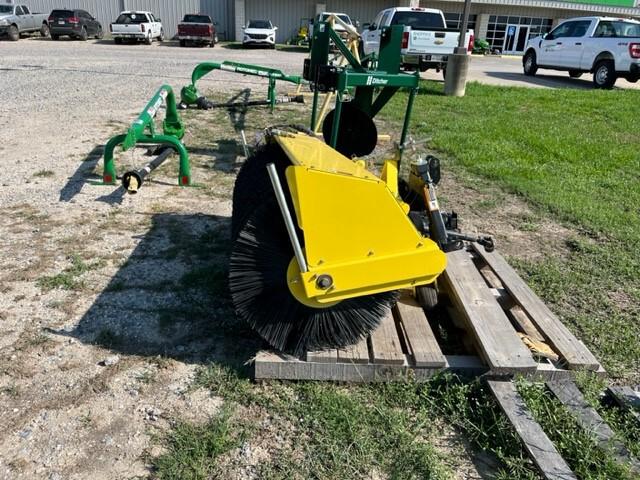 2022 John Deere 60 HD Broom Image