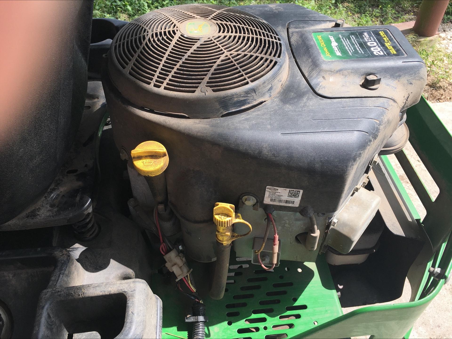 2020 John Deere Z335E Image