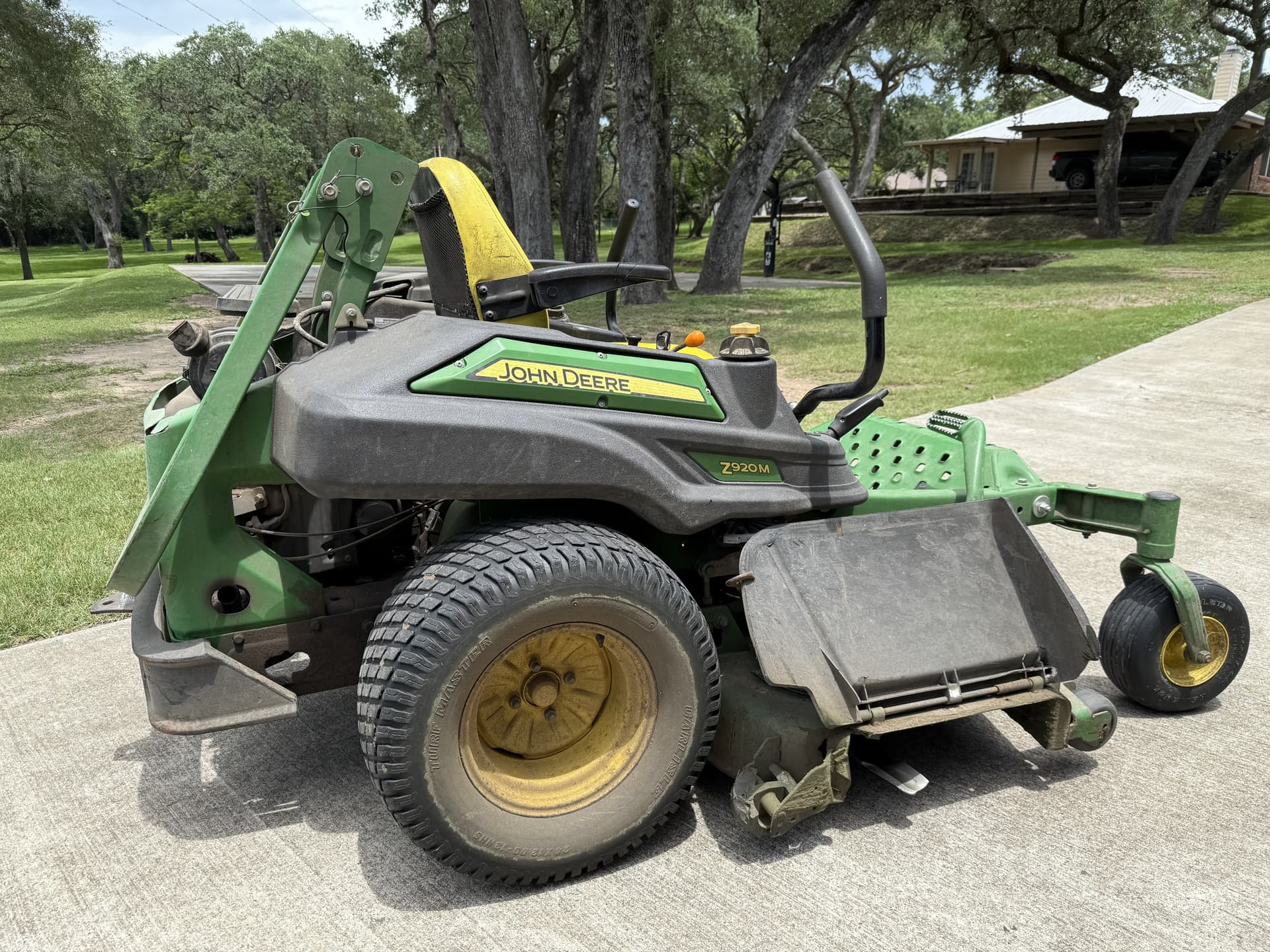 2014 John Deere Z920M Image