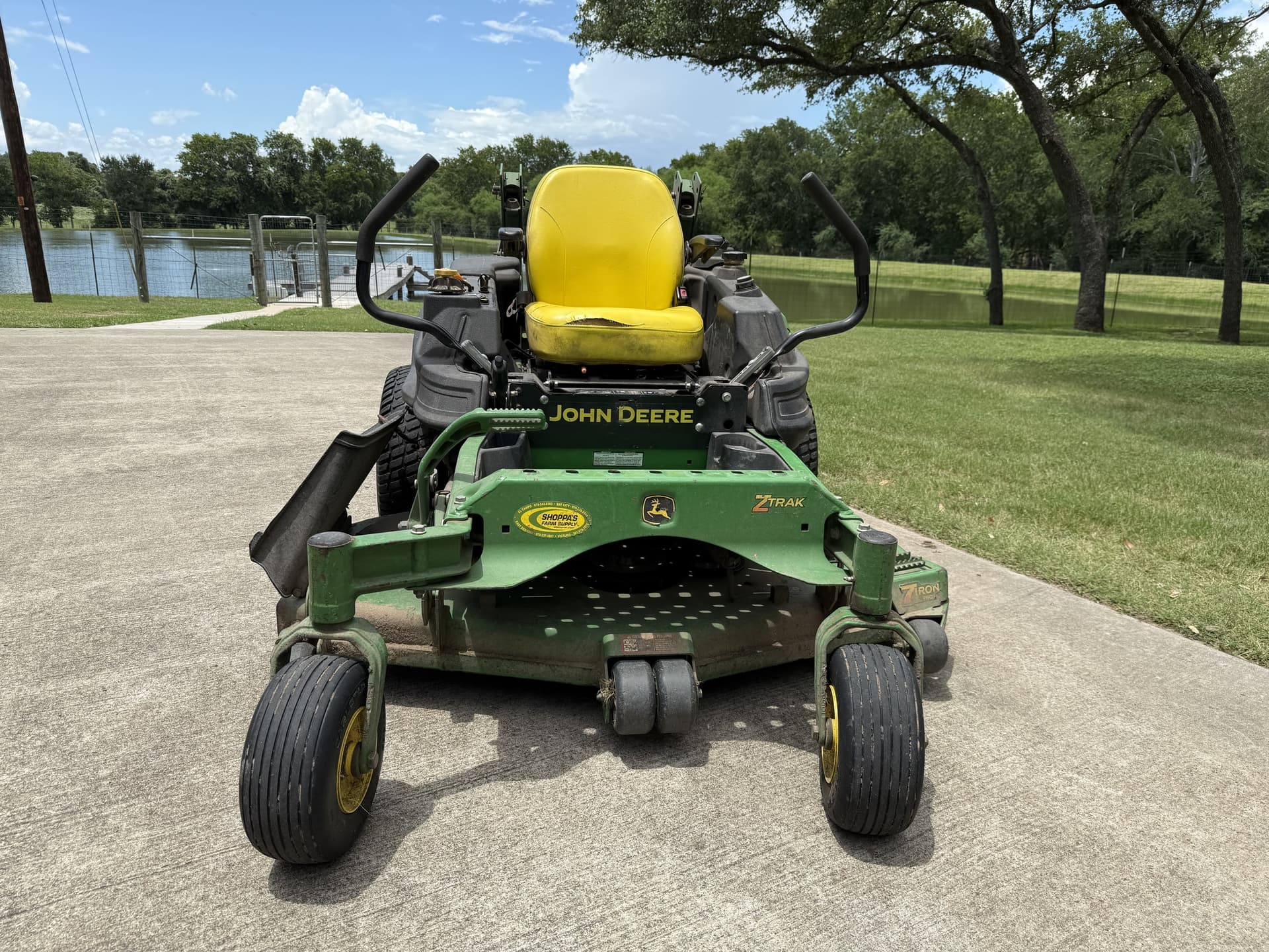 2014 John Deere Z920M Image