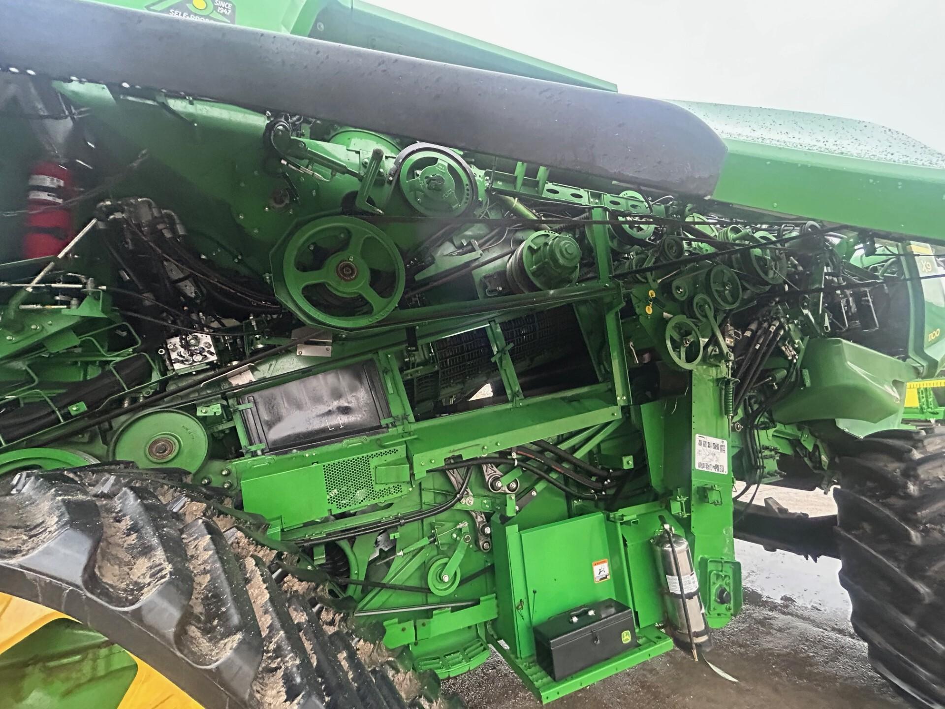 2022 John Deere X9 1100 Image