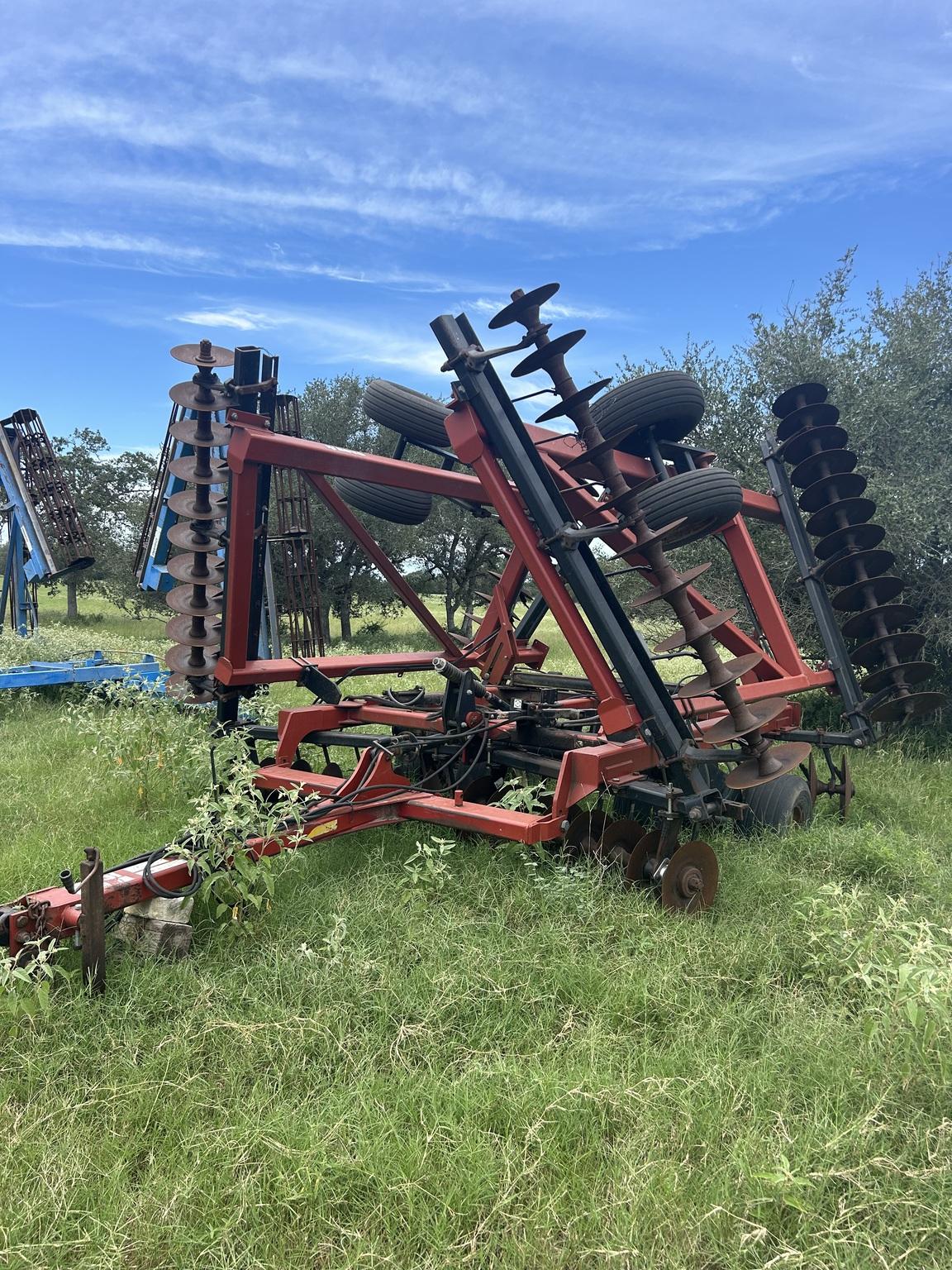 Case IH 340-28 Image