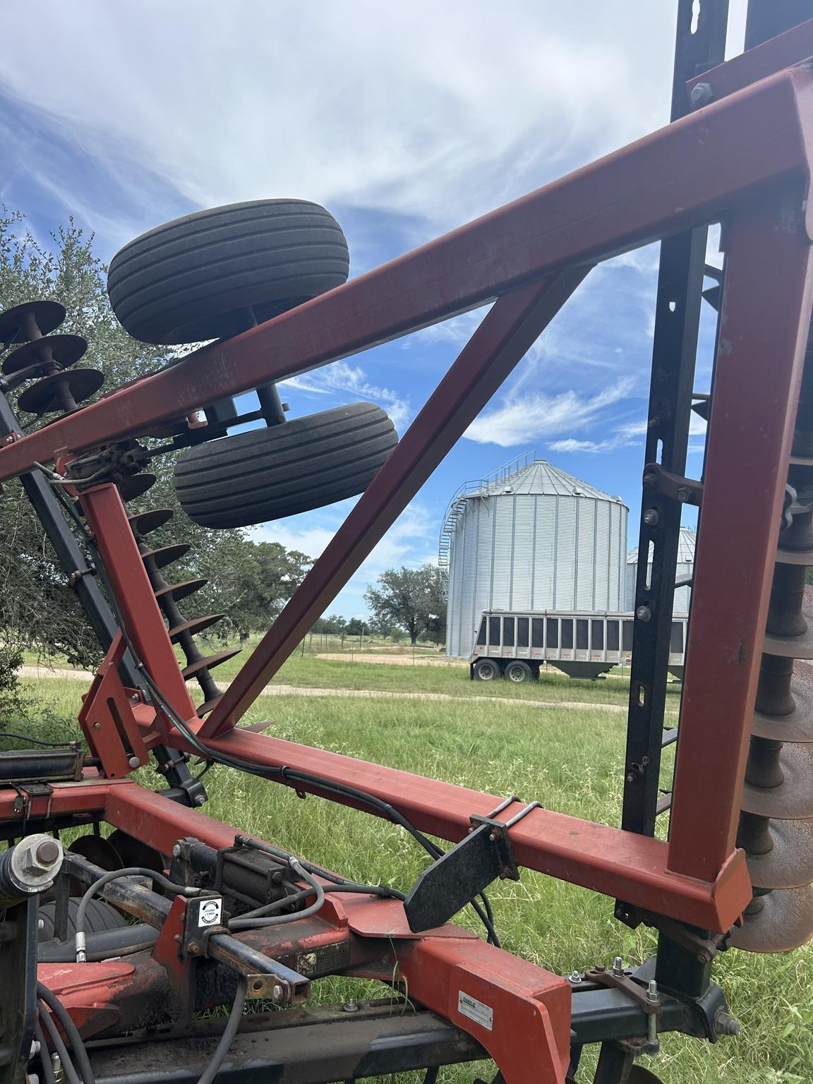Case IH 340-28 Image
