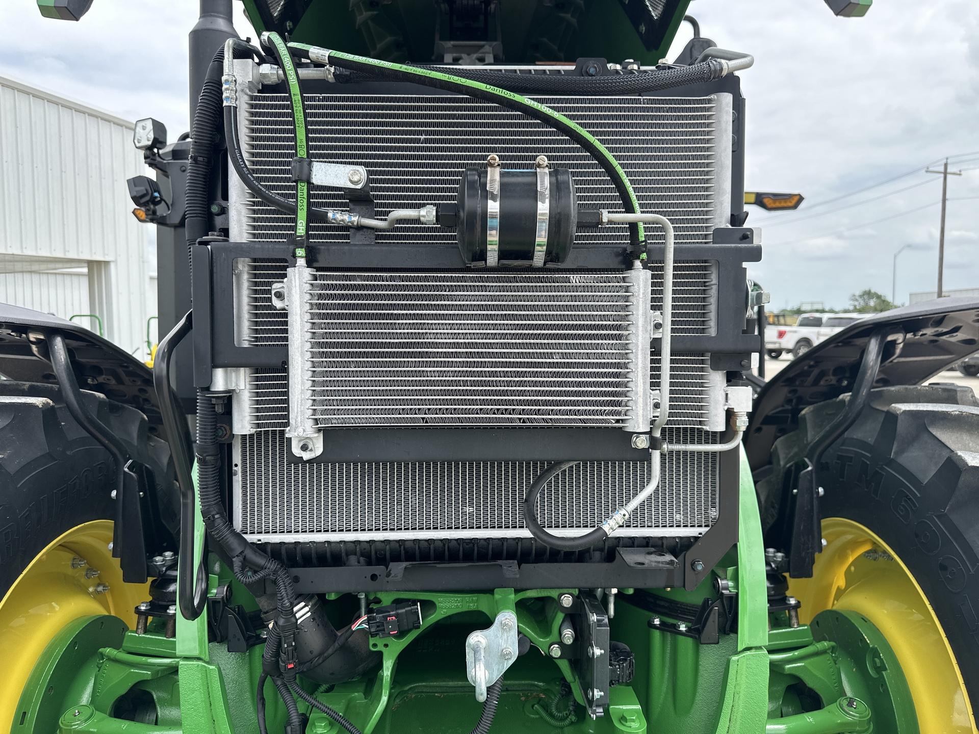 2023 John Deere 7R 230 Image