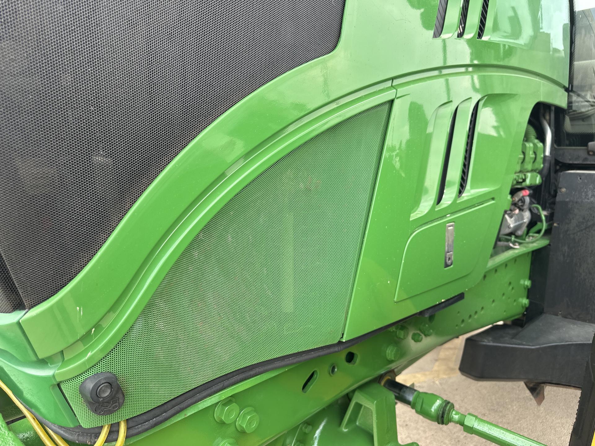 2019 John Deere 6175R Image