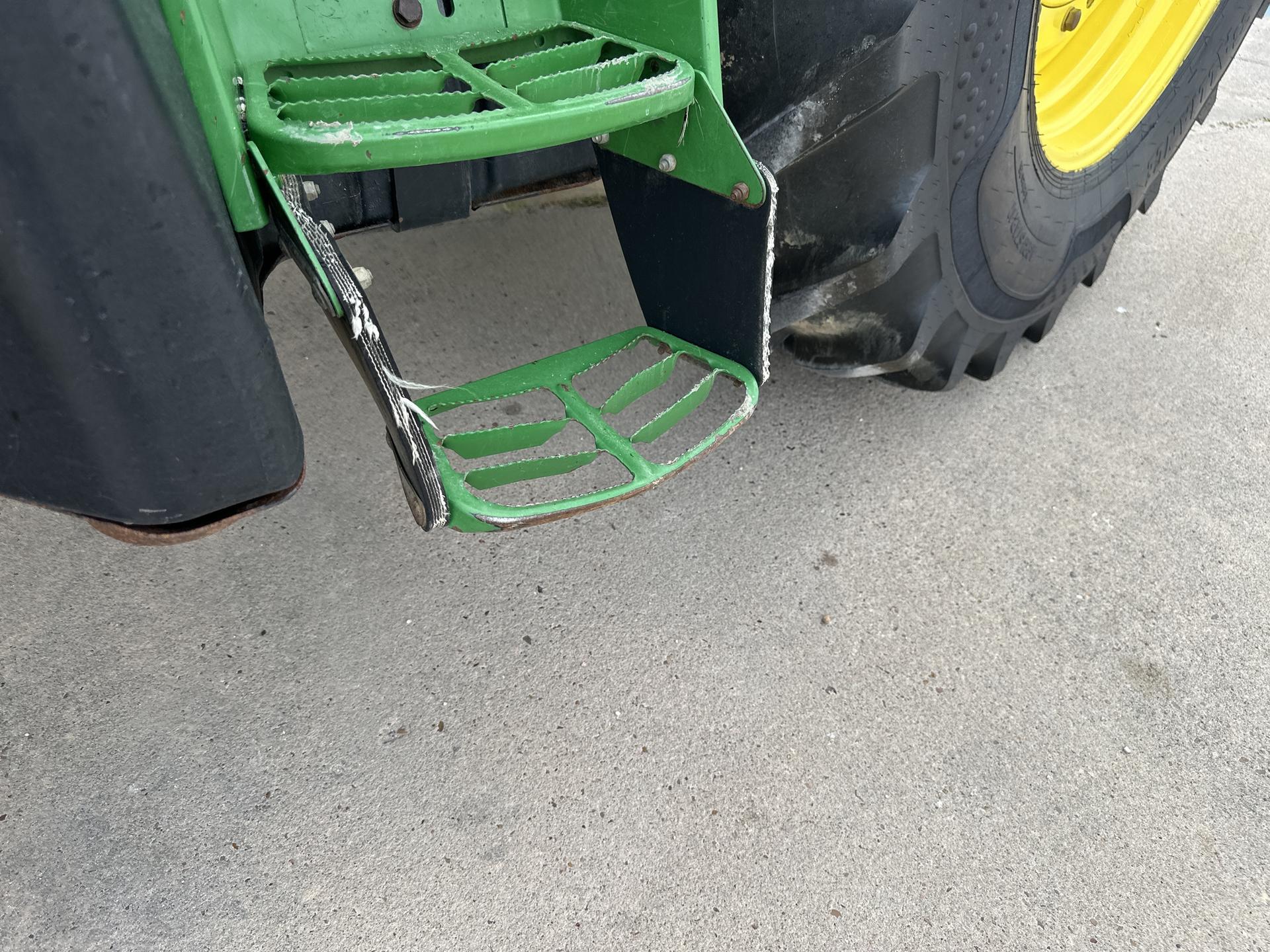 2019 John Deere 6175R Image