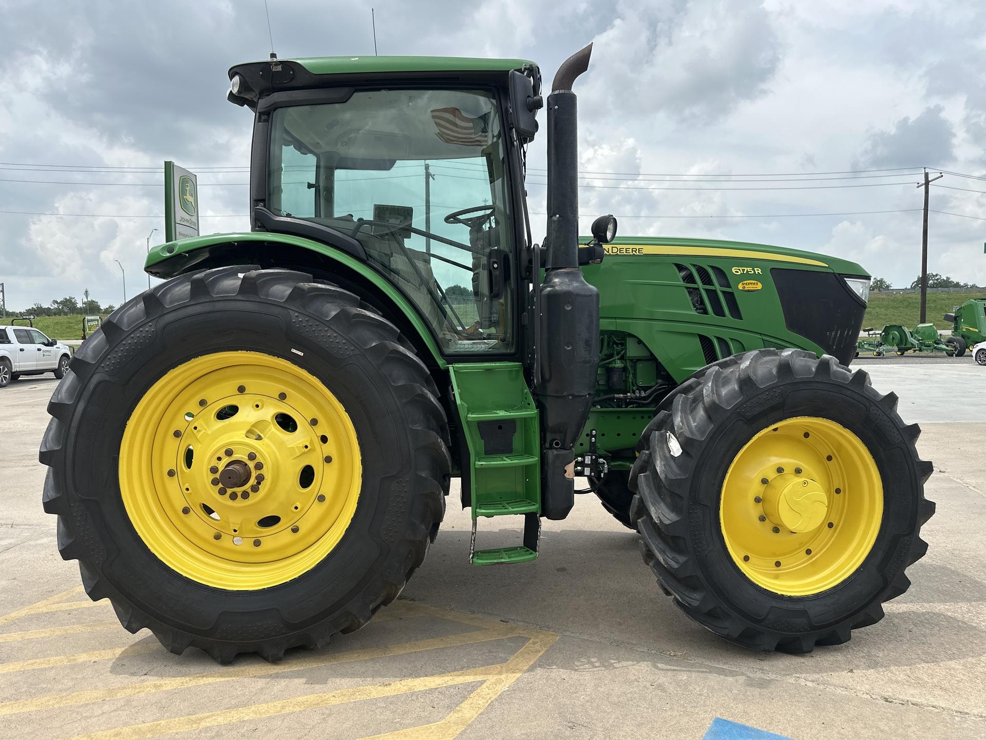 2019 John Deere 6175R Image