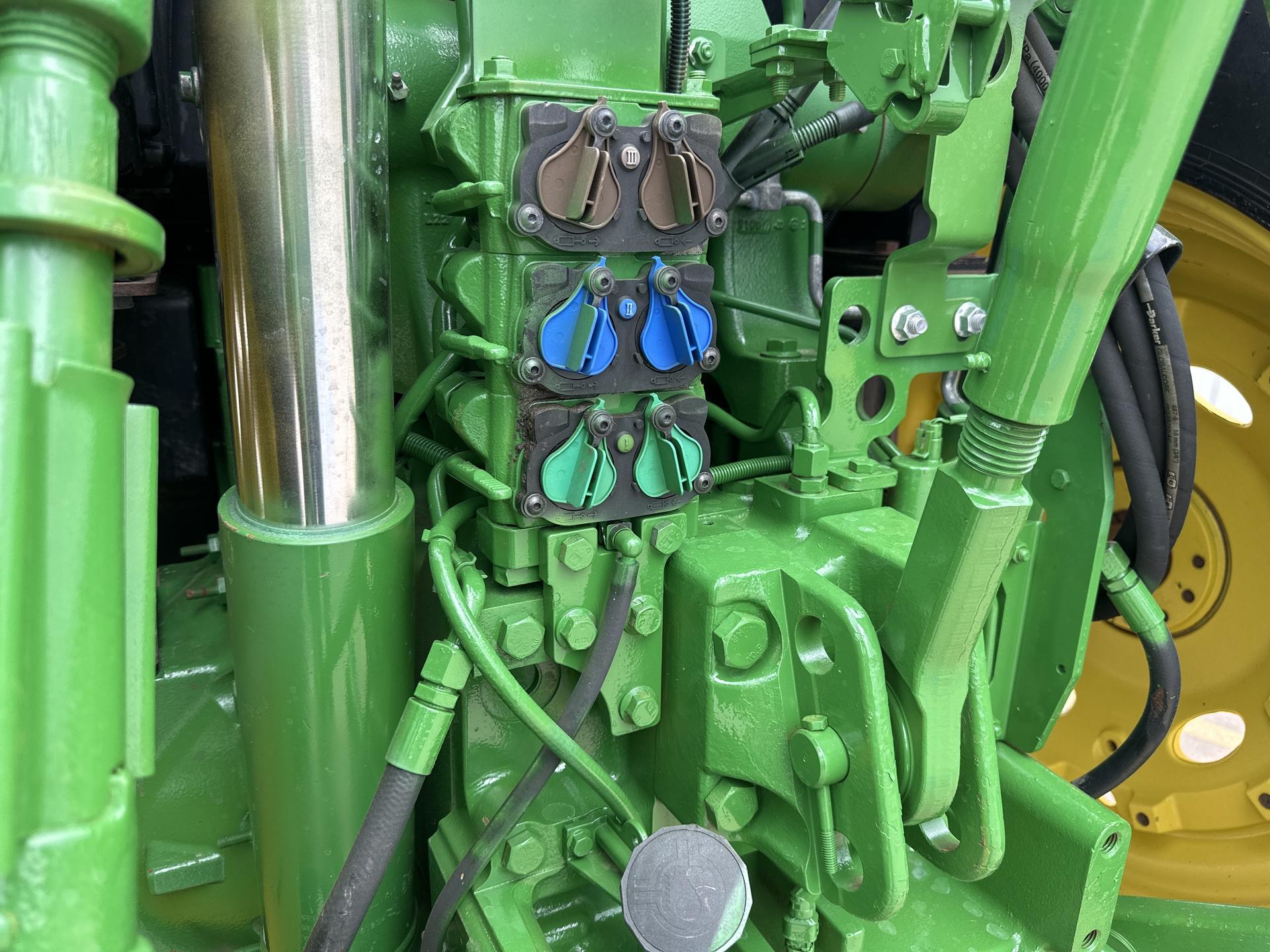 2019 John Deere 6175R Image