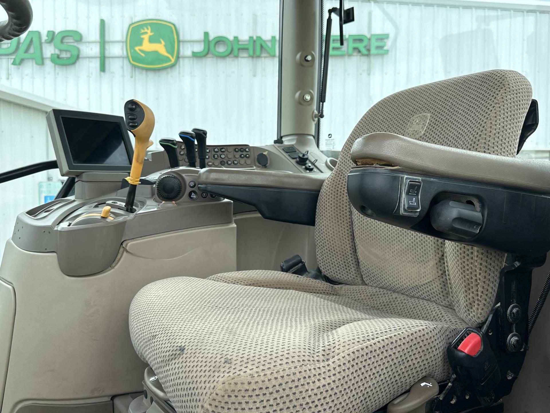 2019 John Deere 6175R Image