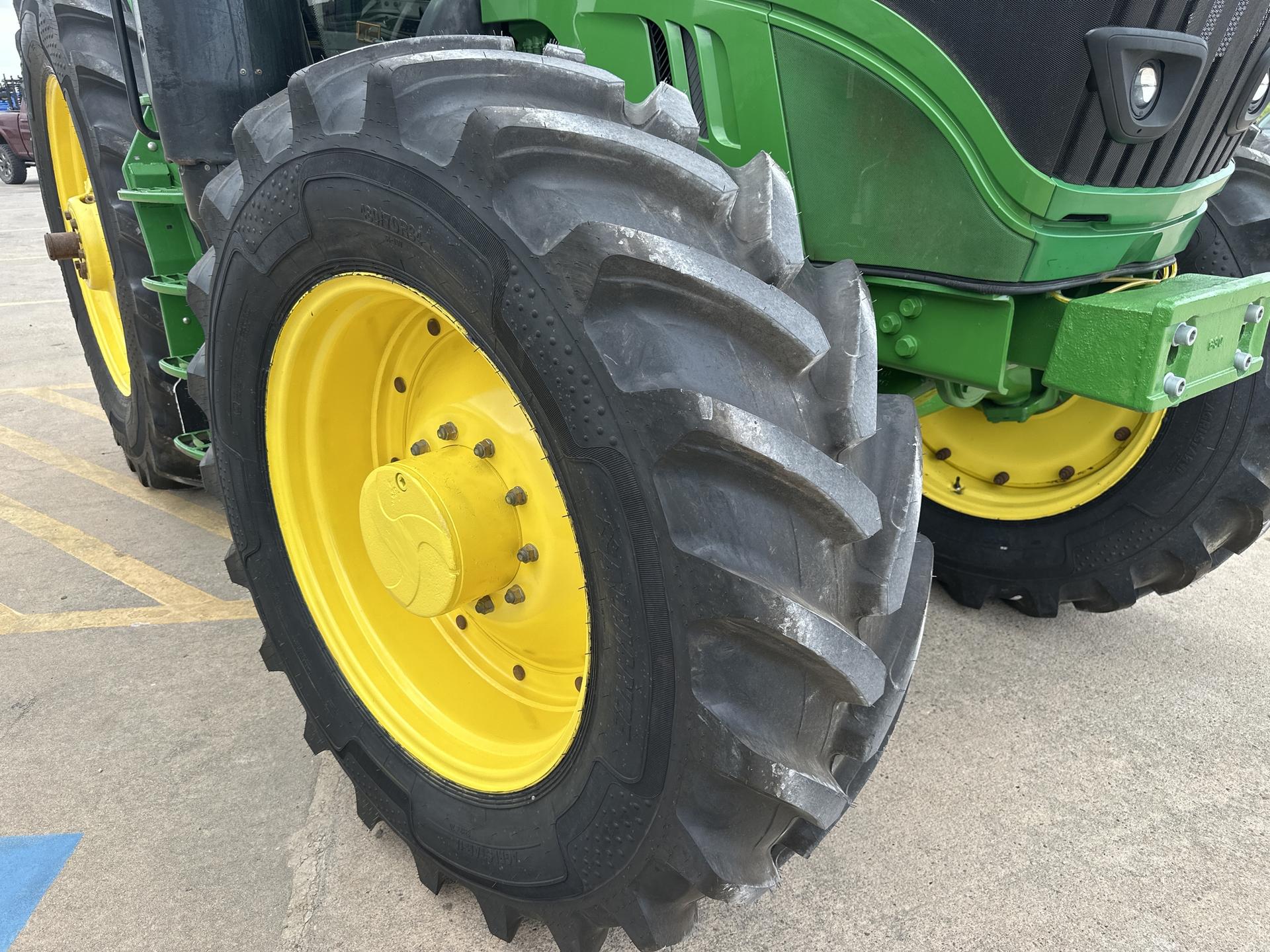 2019 John Deere 6175R Image