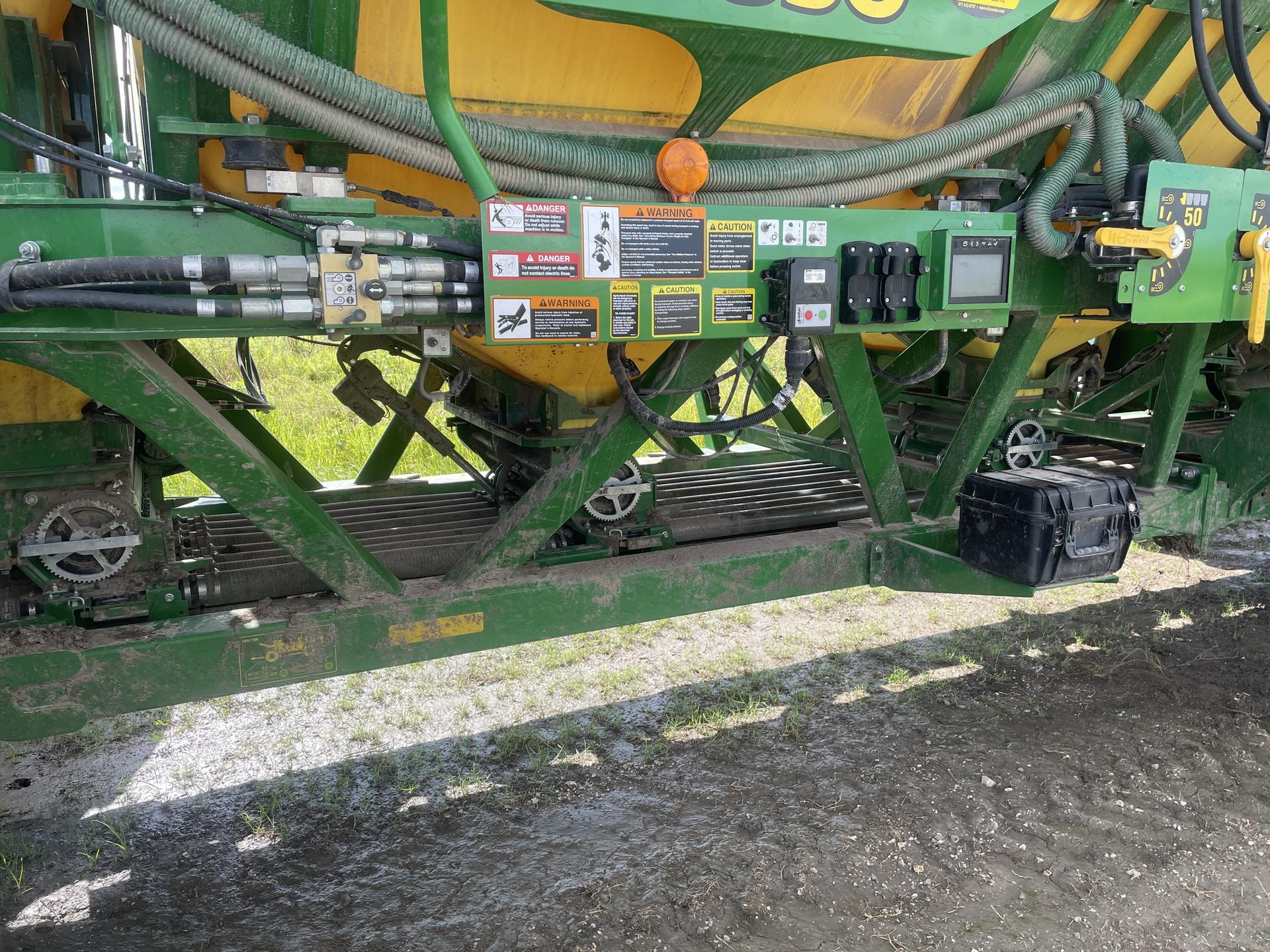 2022 John Deere N560 Image