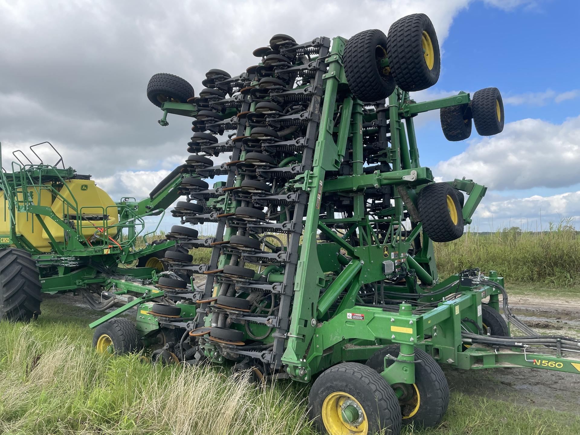 2022 John Deere N560 Image