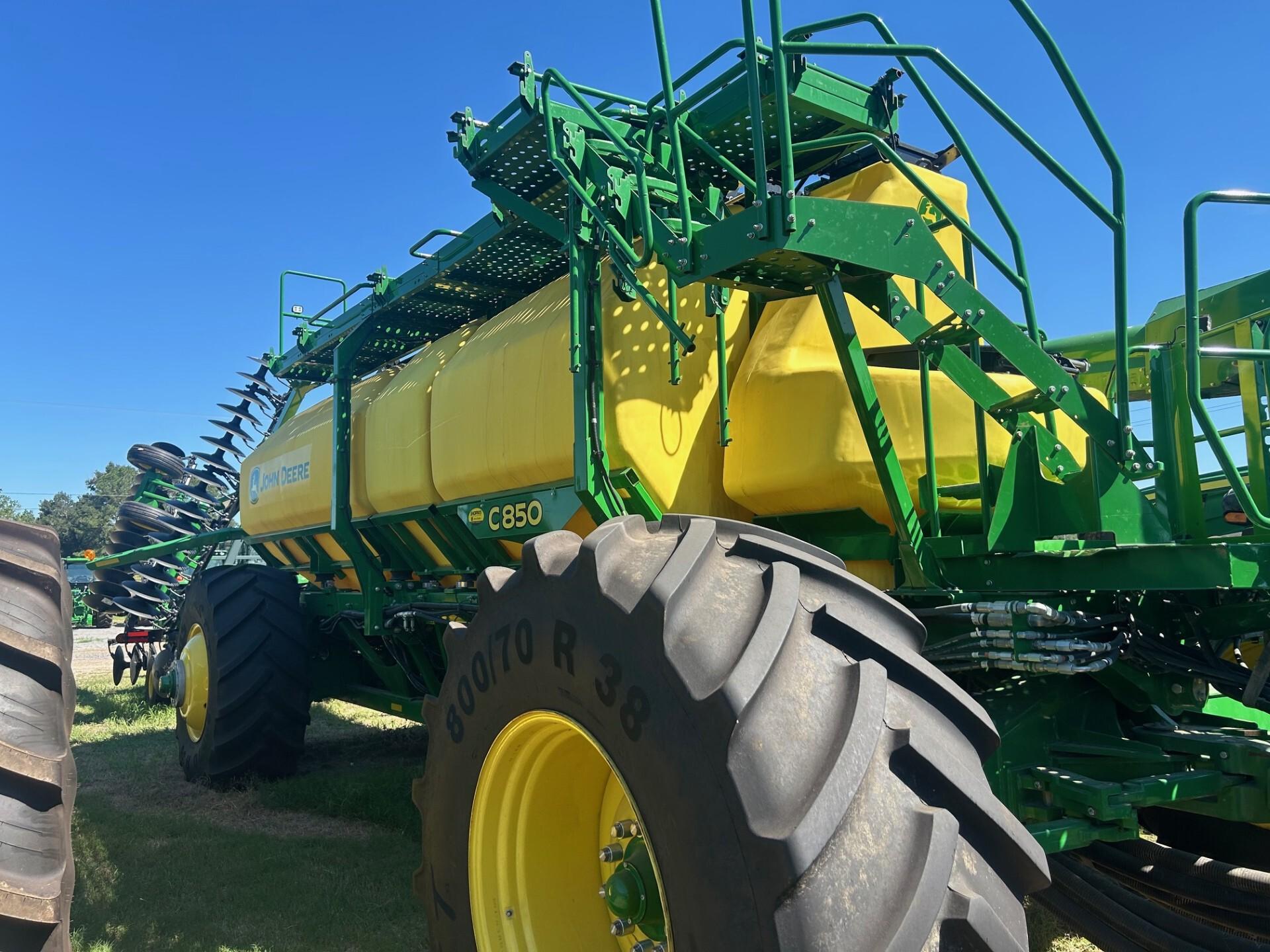 2022 John Deere N560 Image
