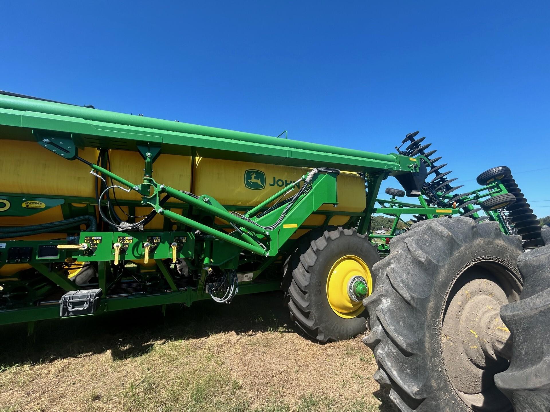 2022 John Deere N560 Image