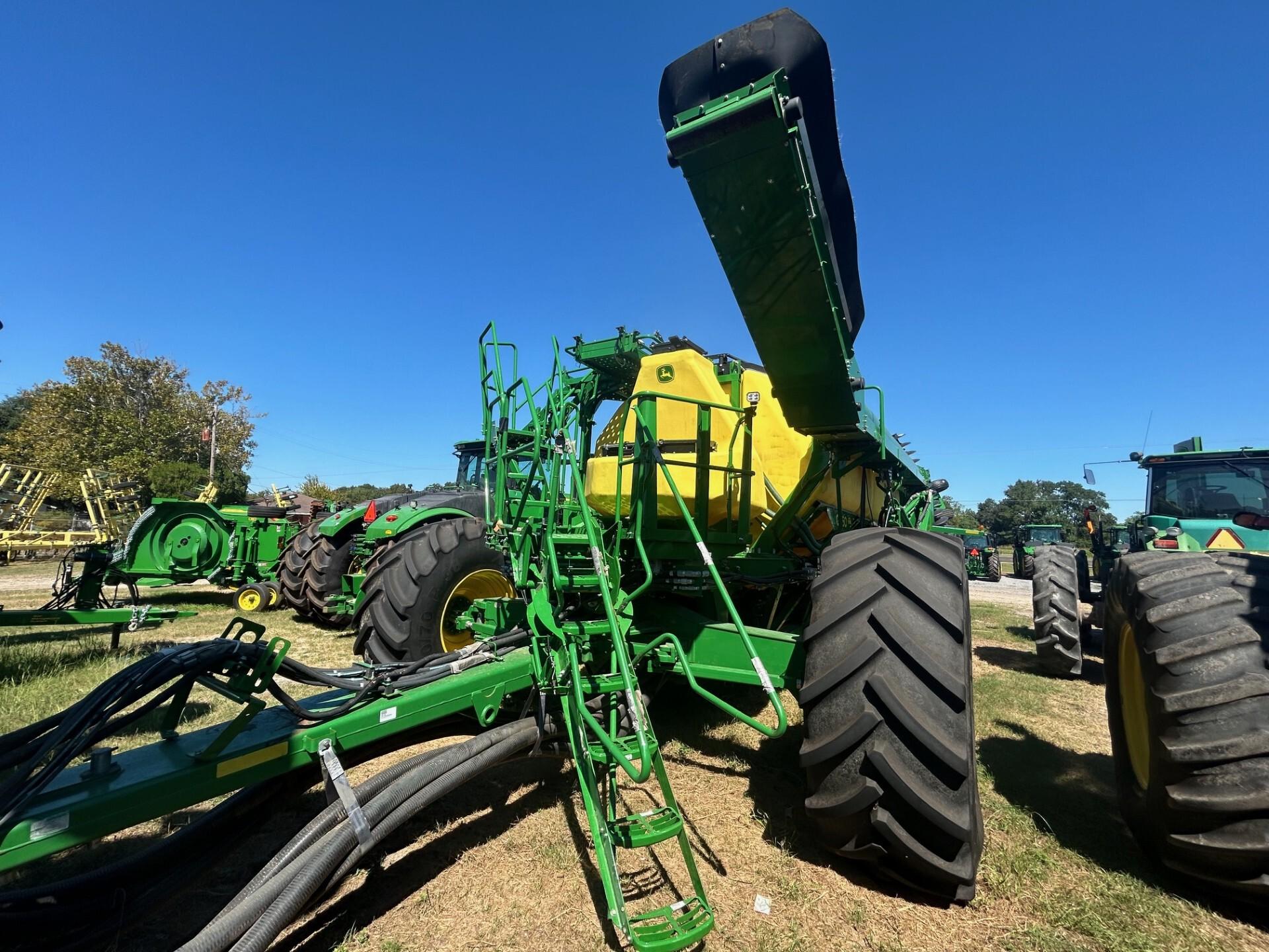 2022 John Deere N560 Image